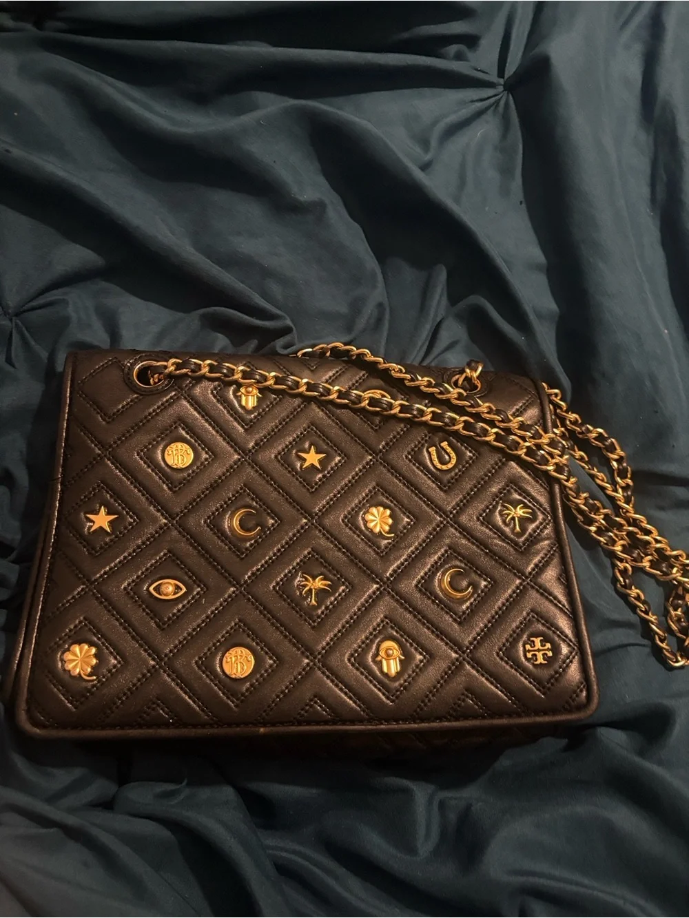 N/A elegant black